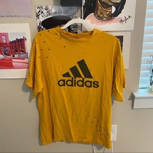 Adidas oversized graphic vintage tee